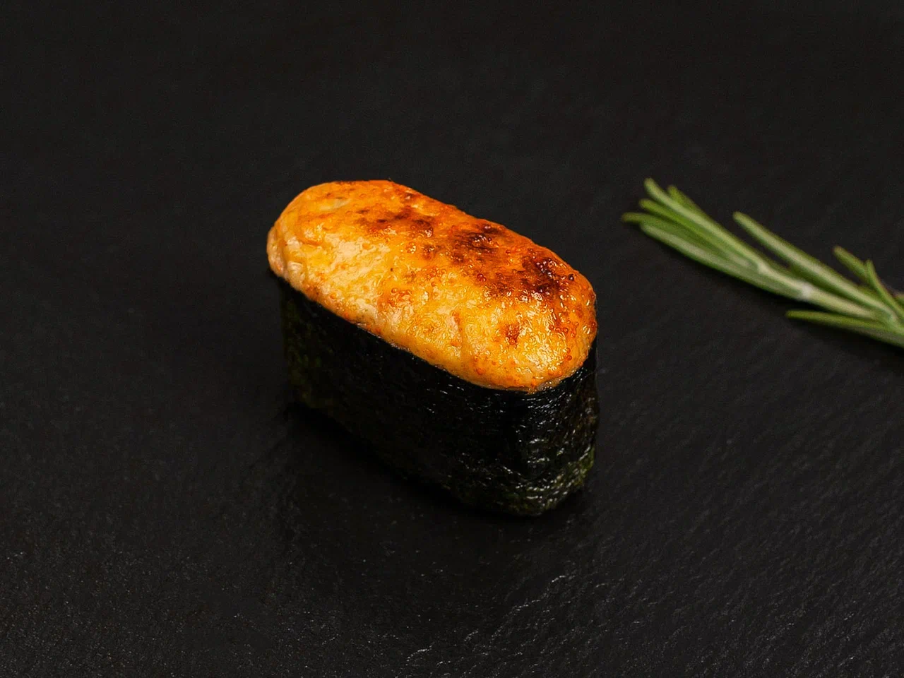Запечённая суши лосось